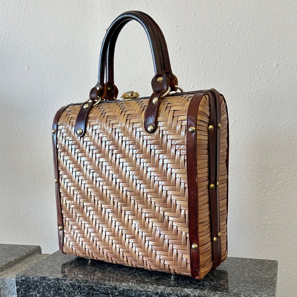 Vintage Brown and Tan Woven handbag purse satchel